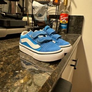 Toddler size 5 blue Vans Old Skool